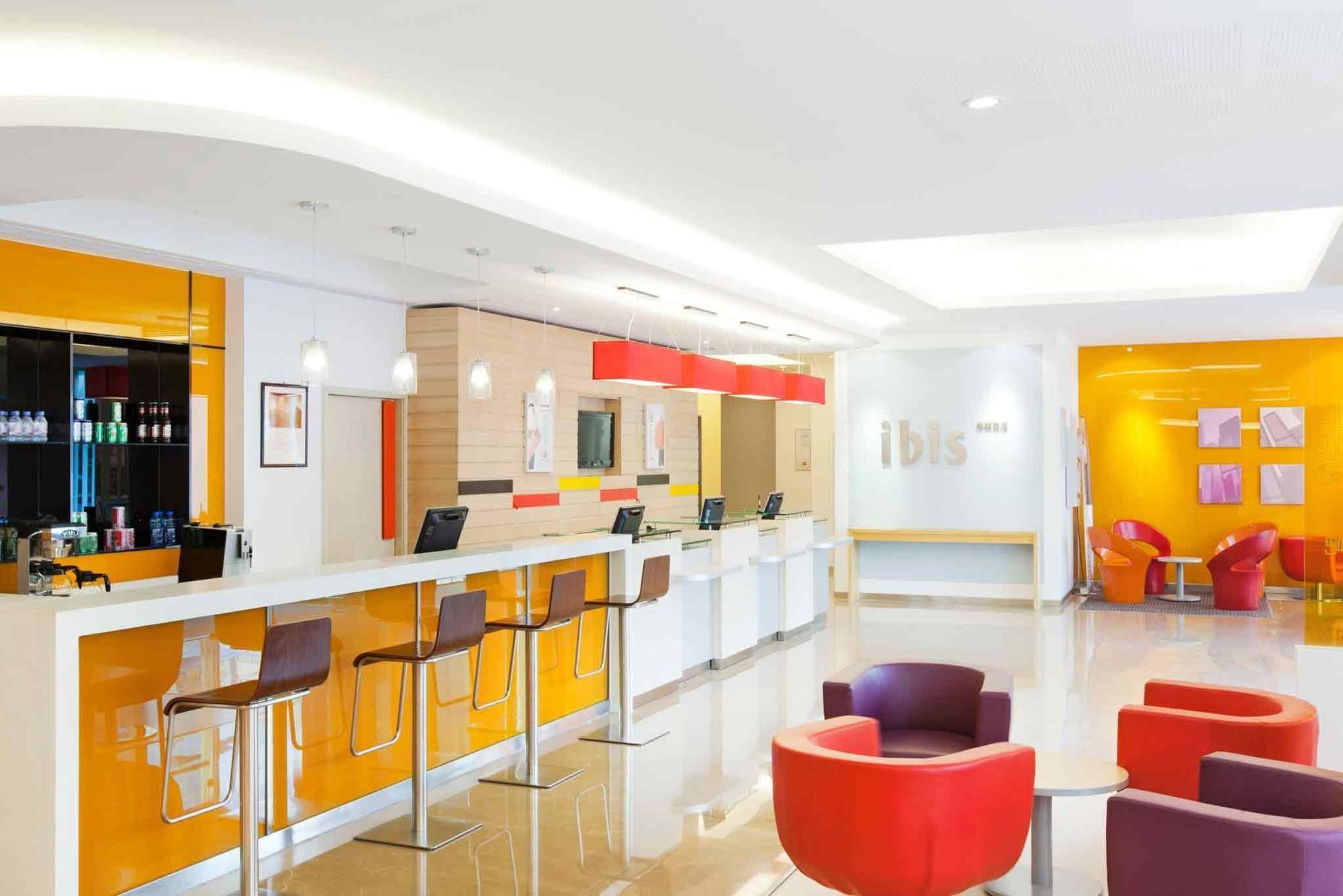 Ibis Ningbo Qianhu Plaza Hotel Exterior foto
